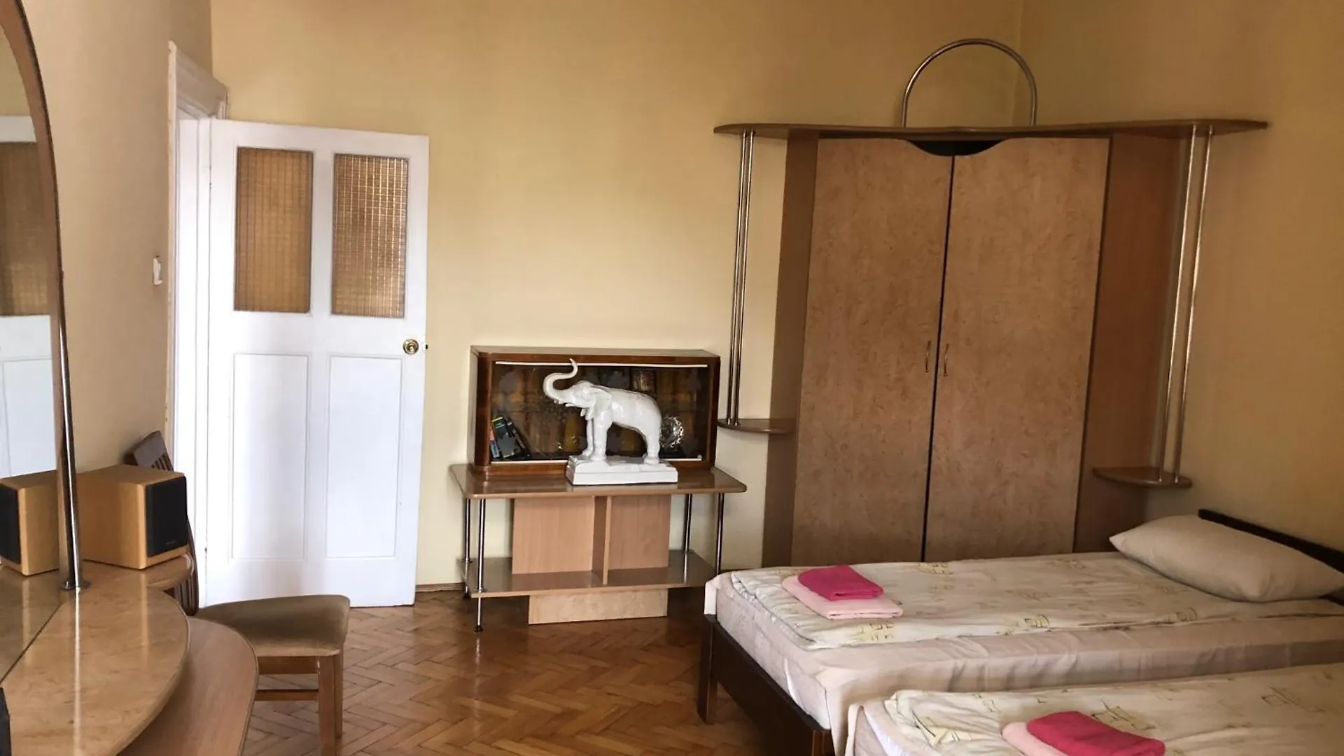 Guest rooms Lviv Ukraine